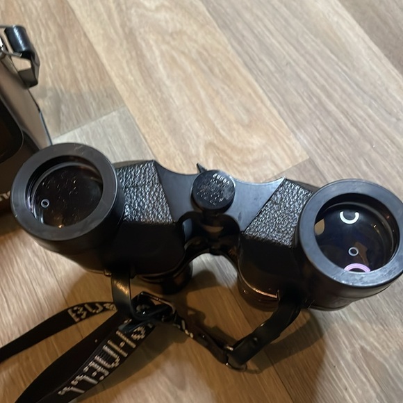 Bushnell binoculars - Picture 4 of 4